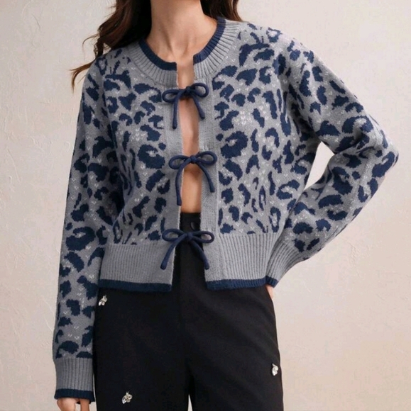 AutumnRoundNeck LongSleeve Leopard Print Tie-Up Knitted Sweater Elegant Cardigan - Picture 1 of 4